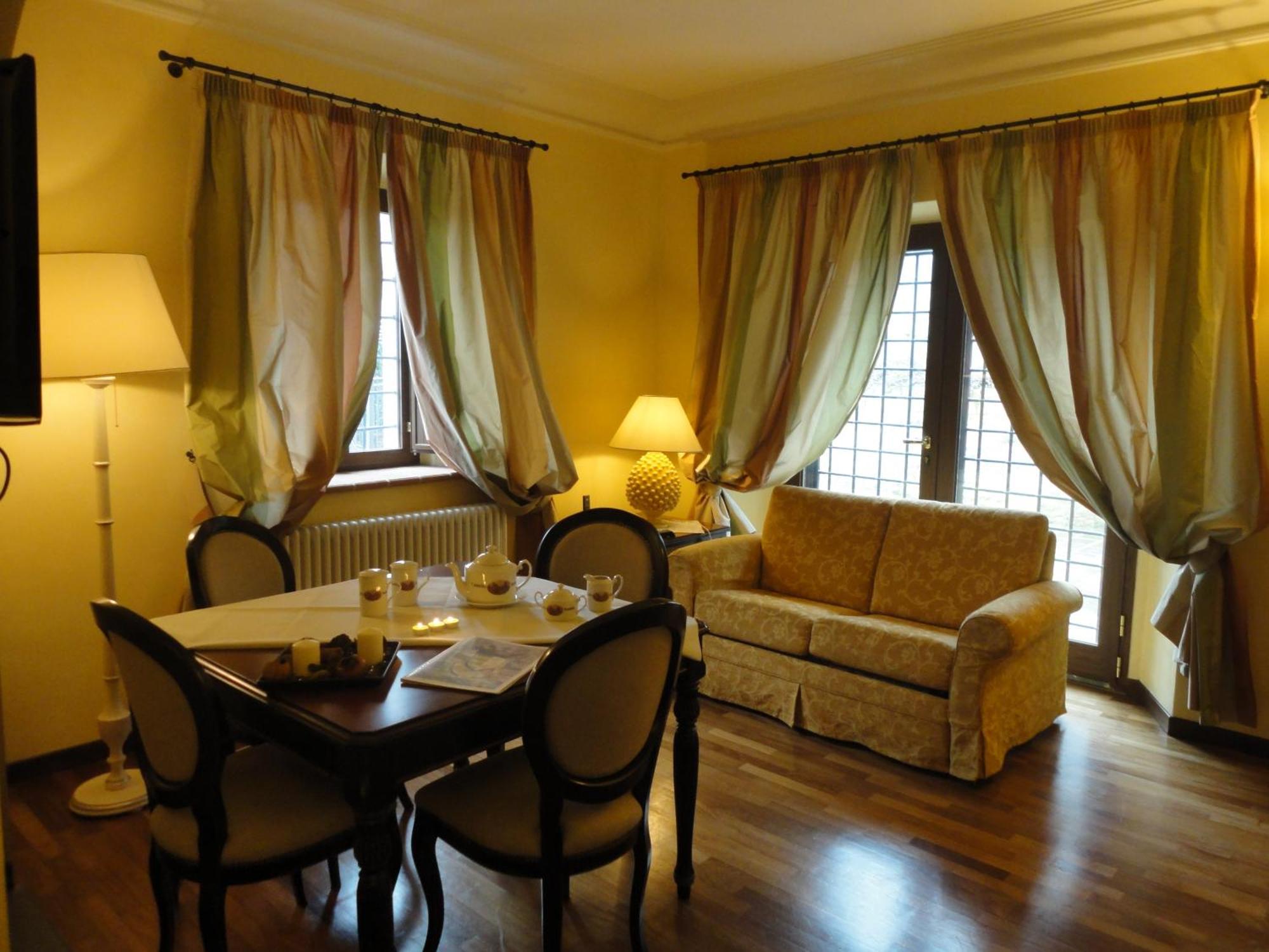 Castello Izzalini Todi Resort Екстериор снимка