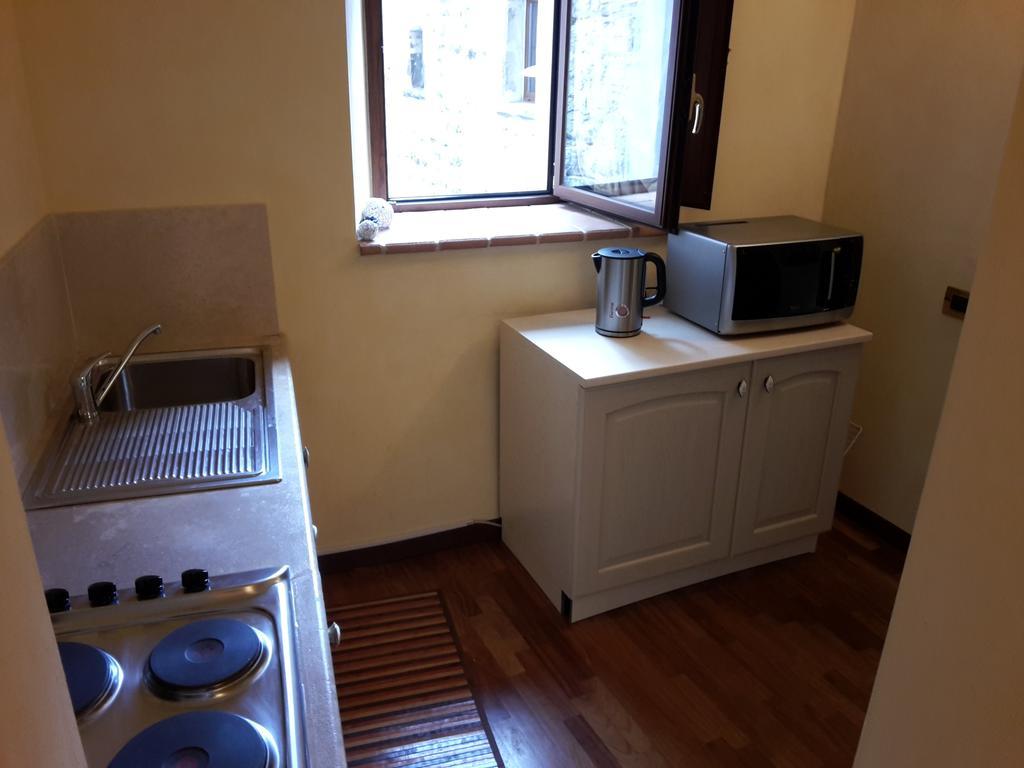 Castello Izzalini Todi Resort Екстериор снимка